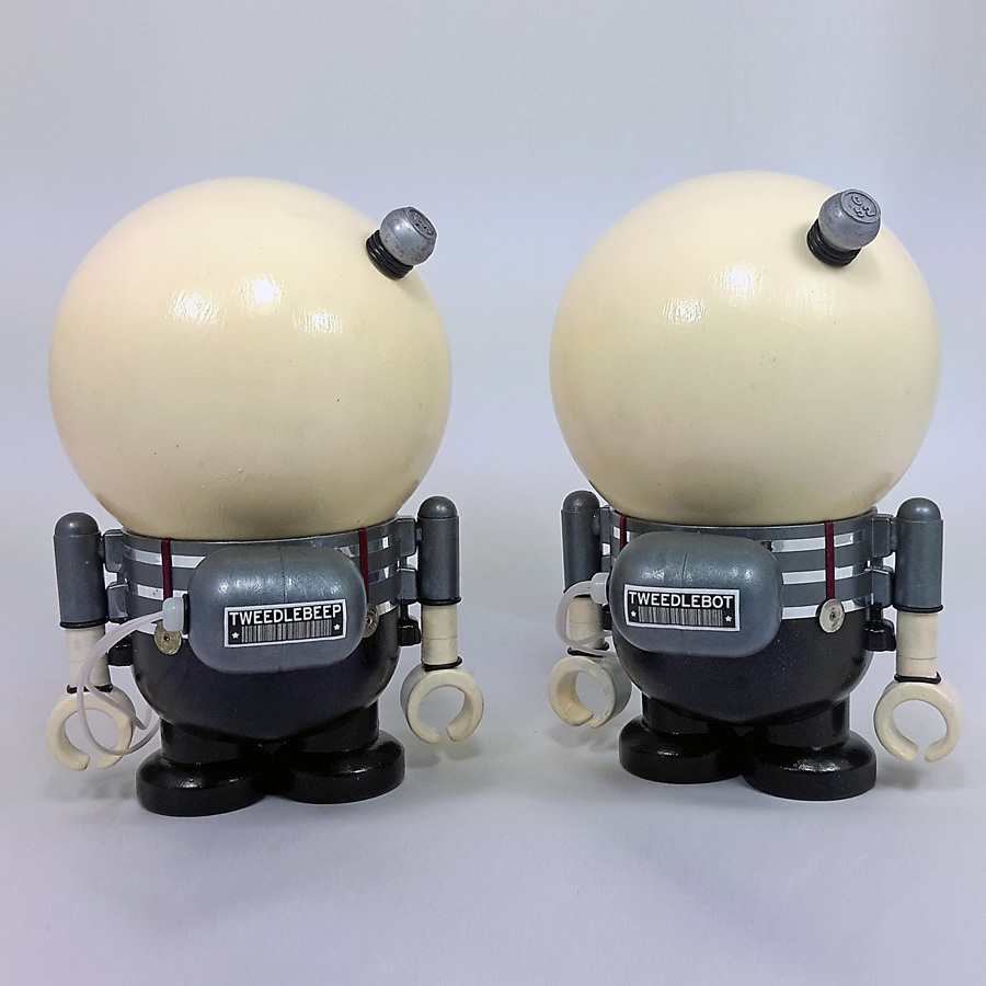 Tweedlebeep and Tweedlebot