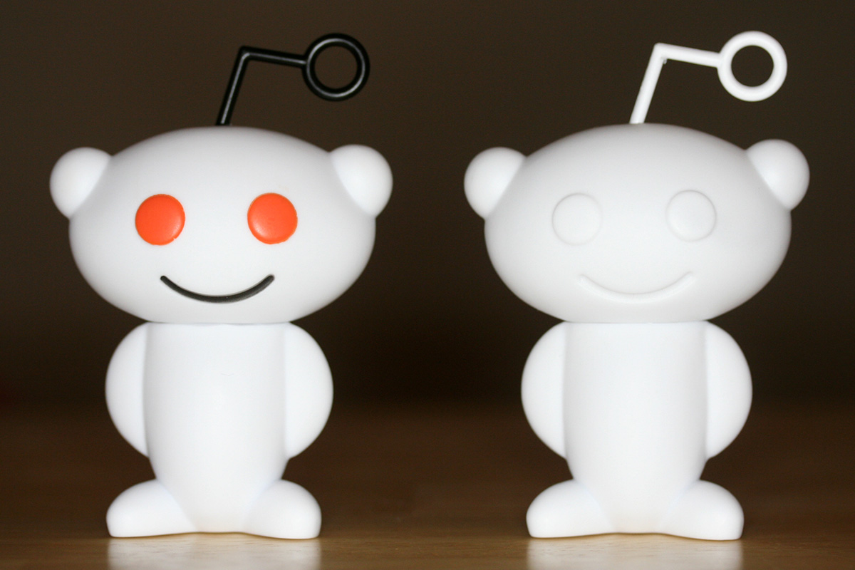 reddit snoo plush