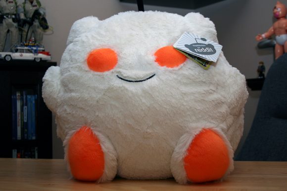 reddit snoo plush