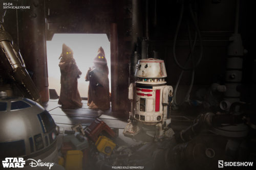 Sideshow’s 1/6th Scale R5-D4