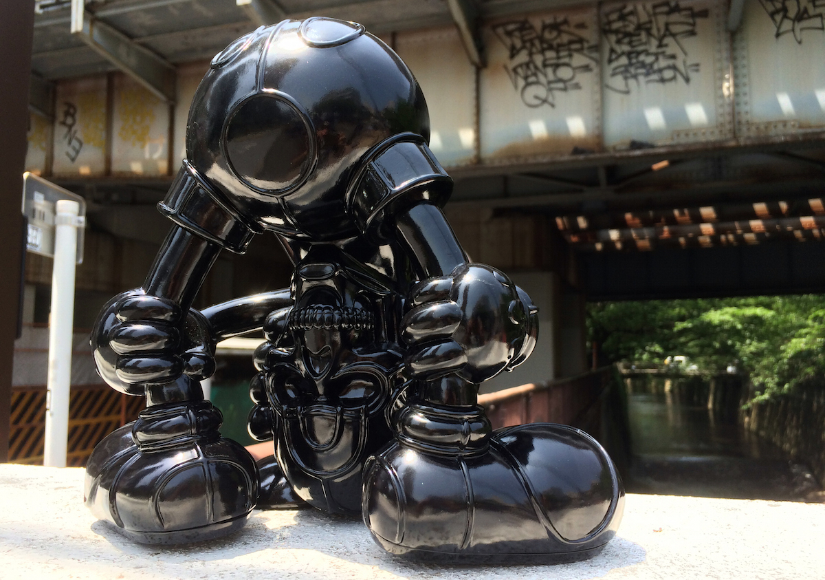 SDCC15: DKE Toys – David Flores’ Kiss My Ass