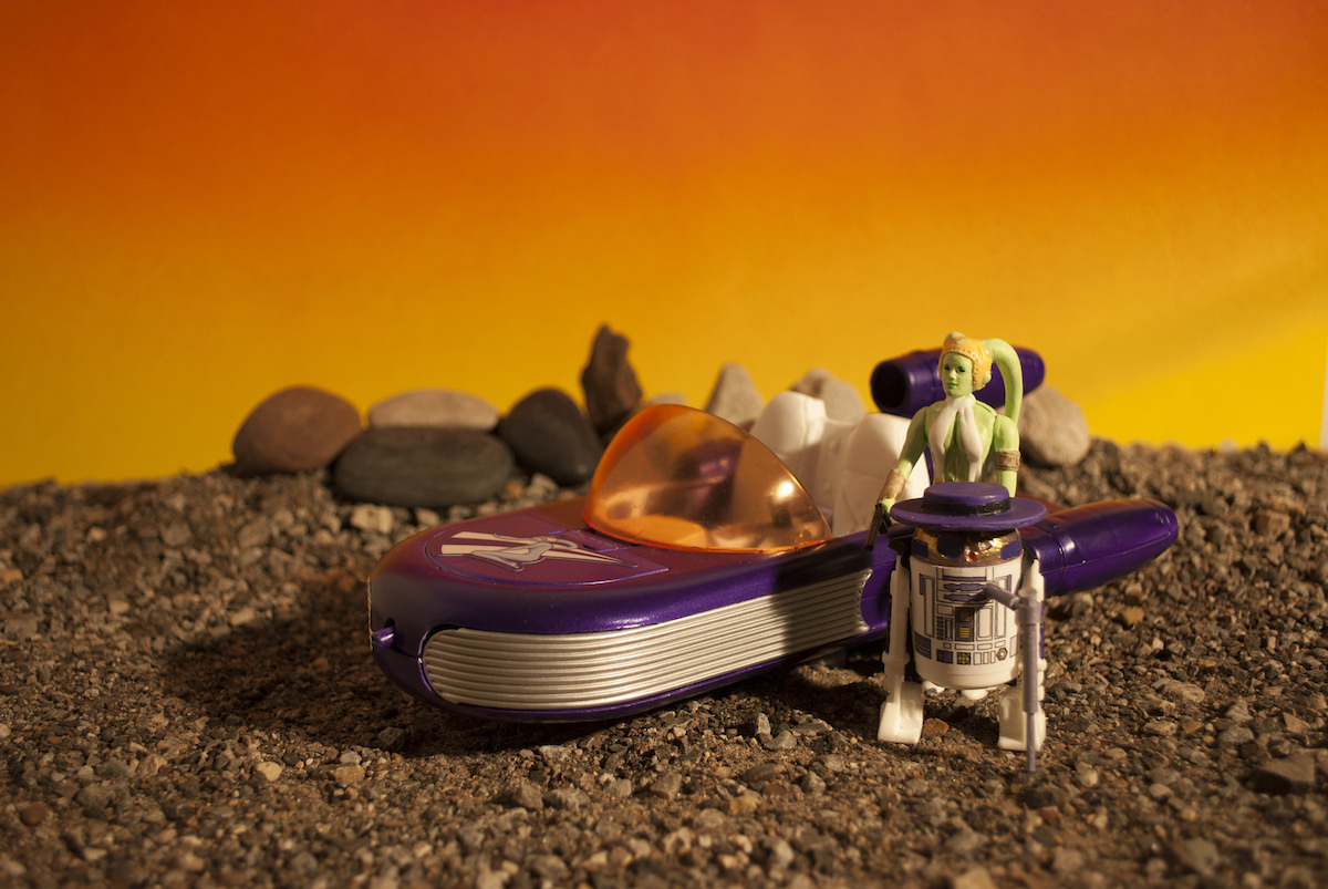 SDCC15: Pimp2-D2’s Big Score Pimp Speeder with Chauffeur