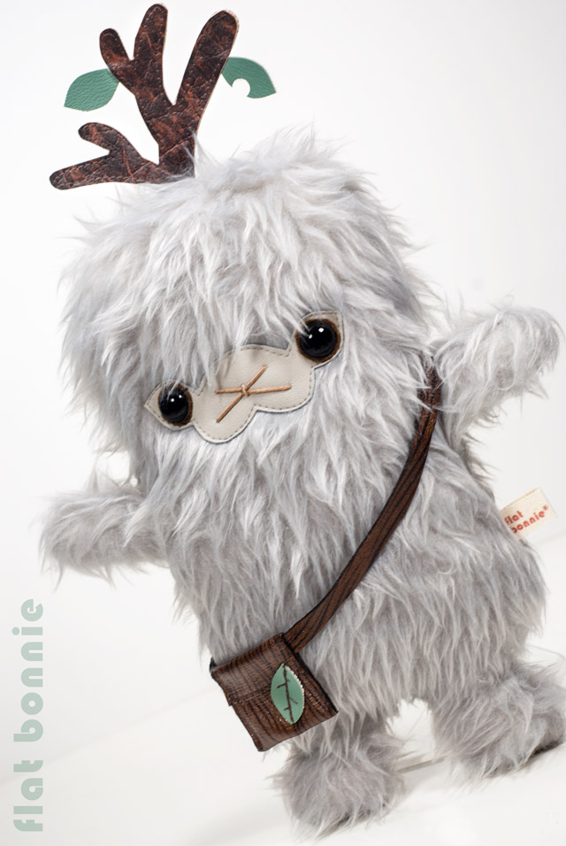 KiKi the Tree Hugger – Silver Woods Edition