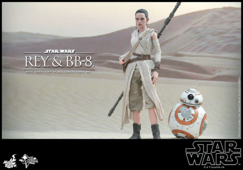 Hot Toys’ Star Wars: The Force Awakens – Rey & BB-8 Collectible Set