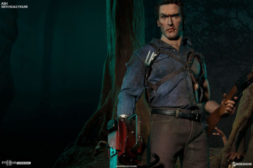 Evil Dead II: 1/6th Scale Ash Williams