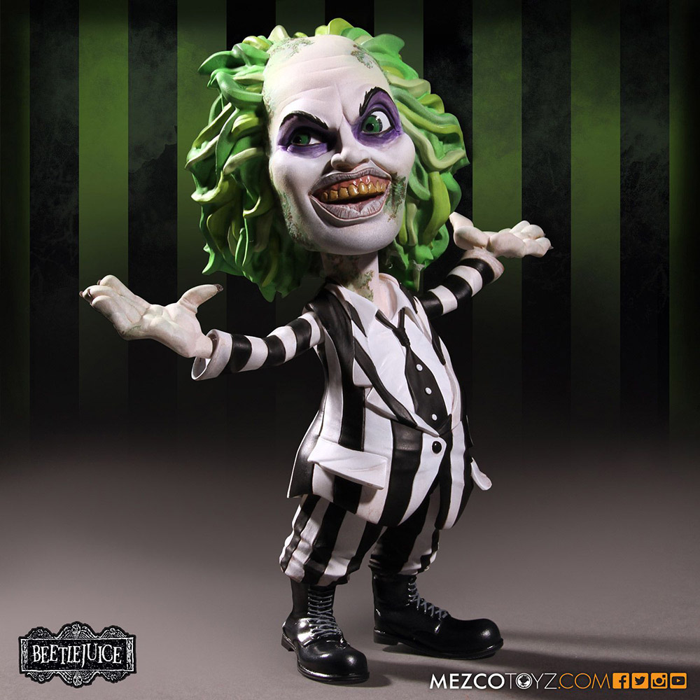 Mezco’s Beetlejuice Roto Figure