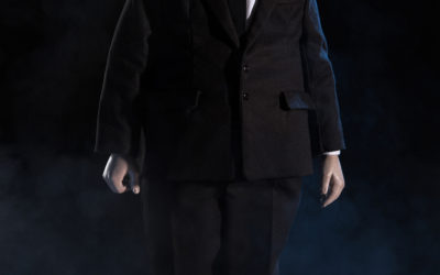 Mondo’s 1/6th scale Alfred Hitchcock