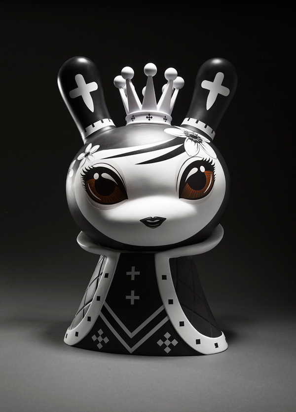 Otto Bjornik’s Reyna 20-inch Dunny & T-Shirts